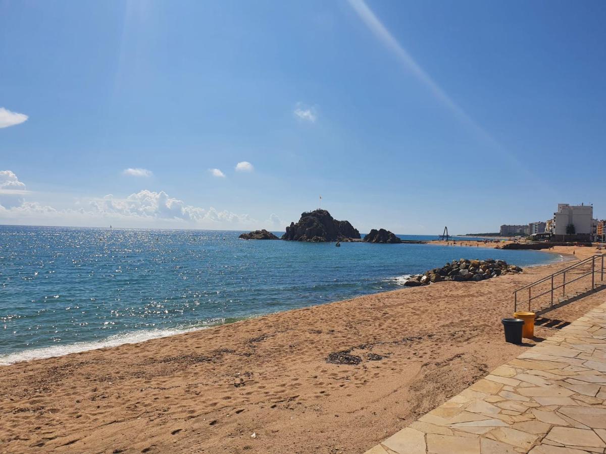 Habitacion Delante De La Playa Blanes Kültér fotó